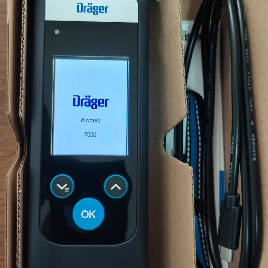 Etilómetro Dräger — Alcotest 7000